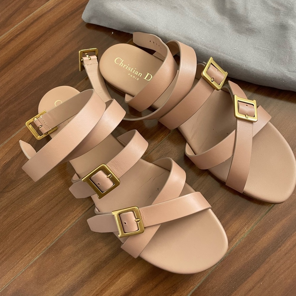 Dior D strap sandals